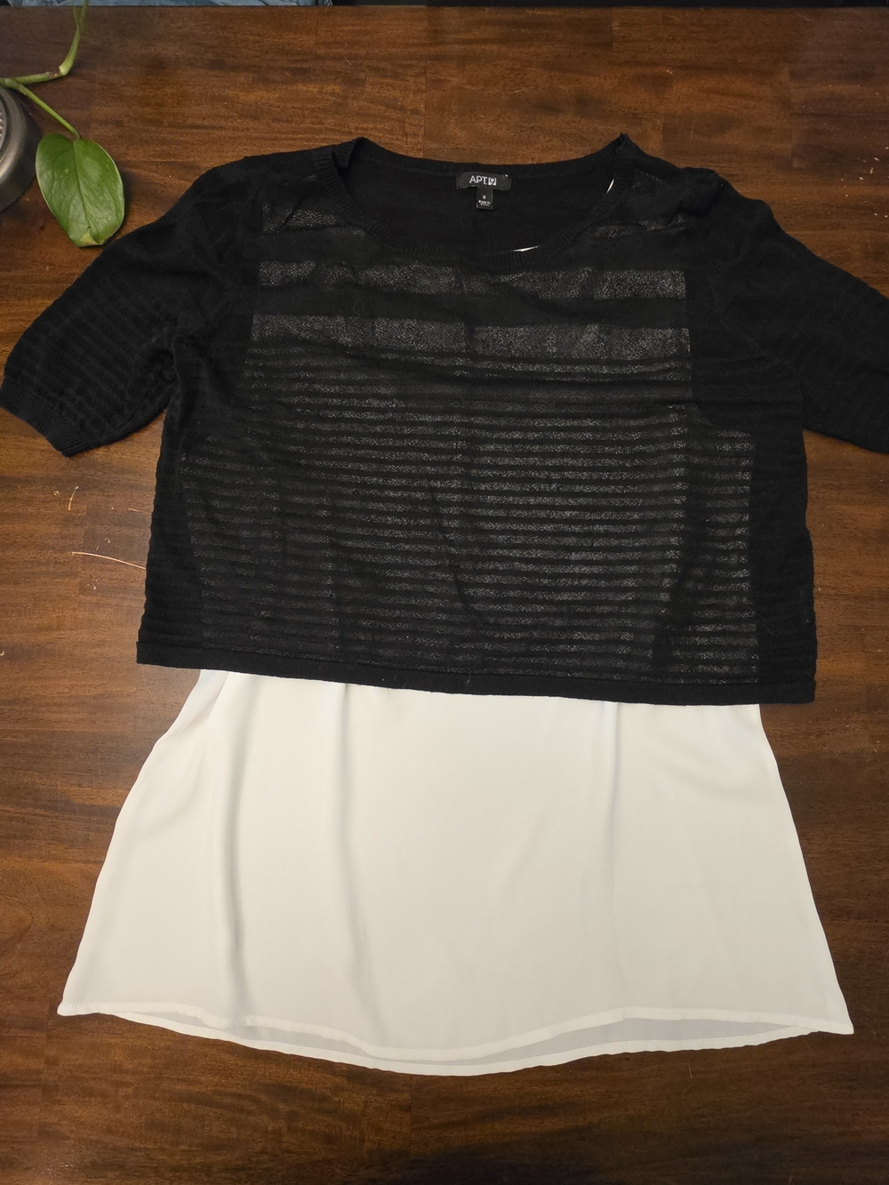 Apt. 9 Black Layered Knit Top with White Faux-Undershirt Hem - Size S